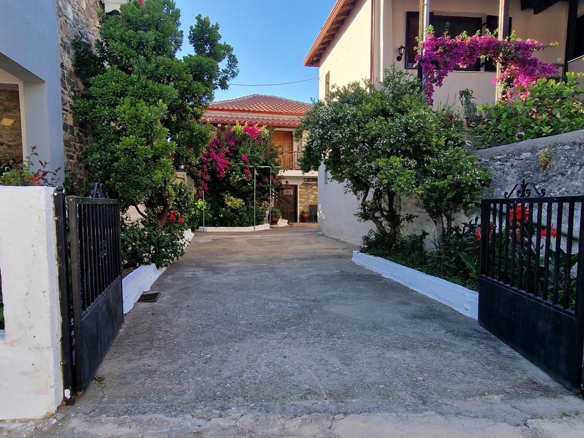 아이오스 니콜라오스 Nikolaos House 아파트 외부 사진