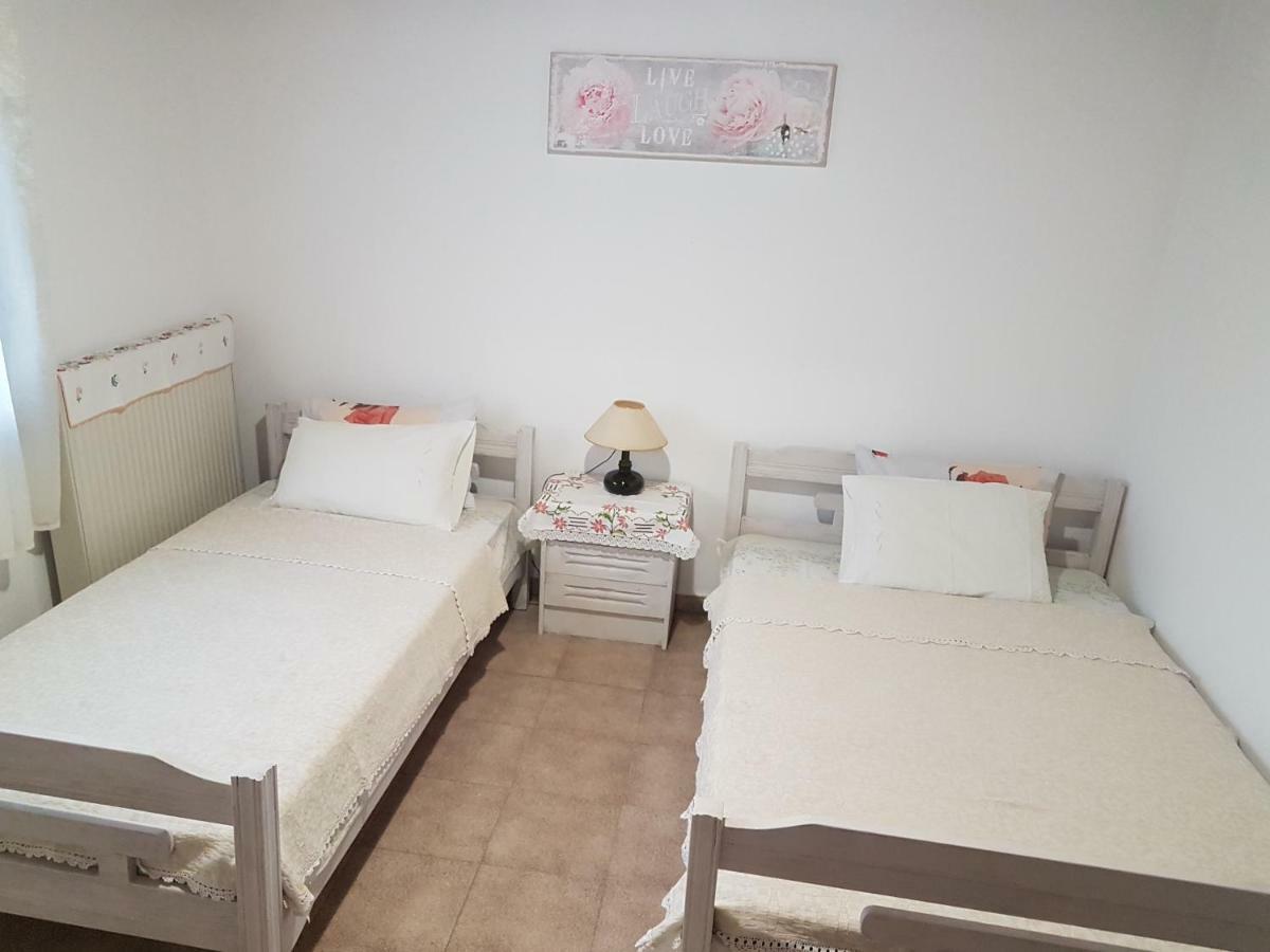 아이오스 니콜라오스 Nikolaos House 아파트 외부 사진